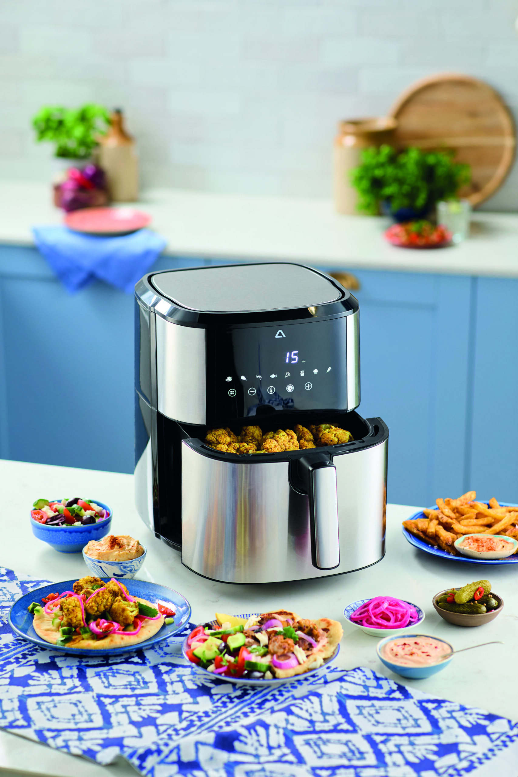 COOK UP A STORM WITH ALDI’S NEW 7.2L AIR FRYER - ALDI UK Press Office