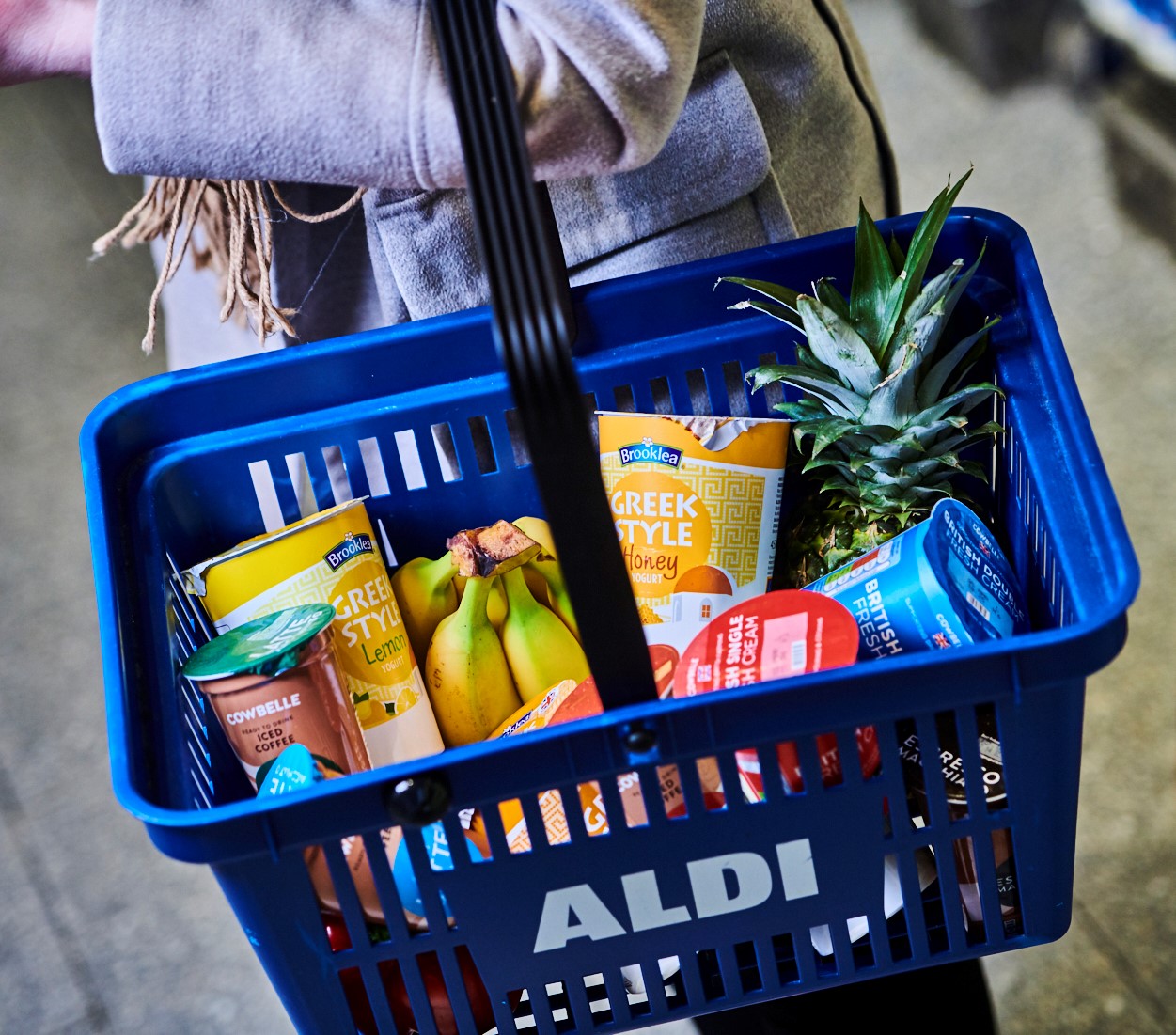 ALDI IS GIVING AWAY 4 YEARS’ WORTH OF GROCERIES TO CELEBRATE 4 YEARS OF BEING CHEAPEST